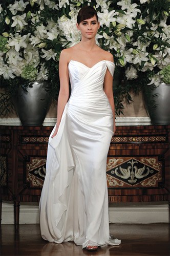 Romona Keveza Couture RK353