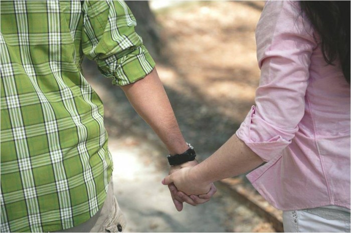 Complementary colors for an engagement session photo by Bit of Ivory