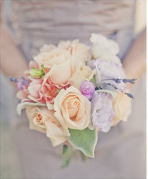 lavender and peach bouquet