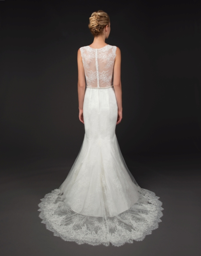 Lace back wedding gown by Winnie Couture FRAN