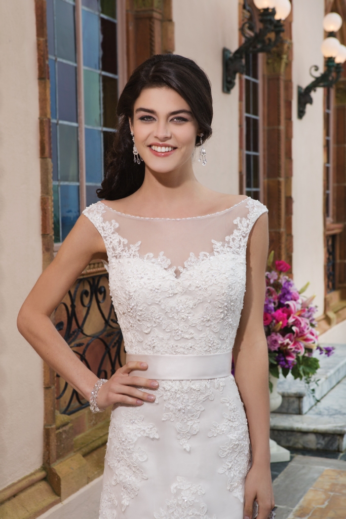 Style 3822 from Sincerity Bridal