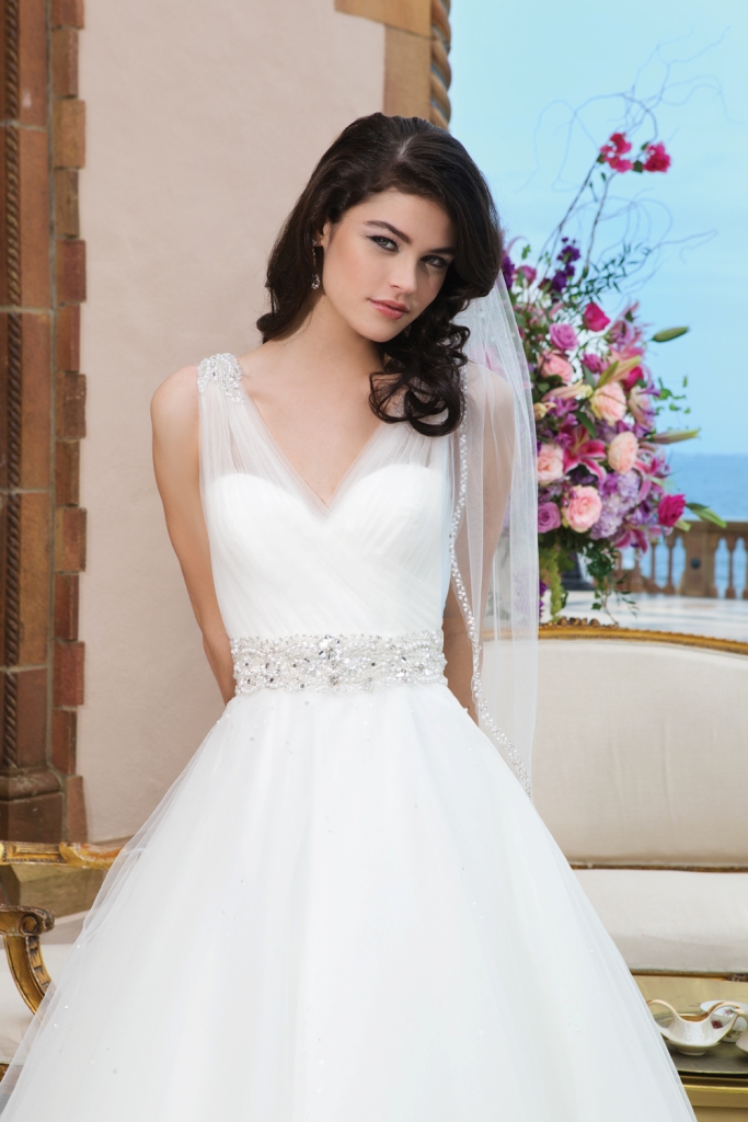 Style 3843 by Sincerity Bridal