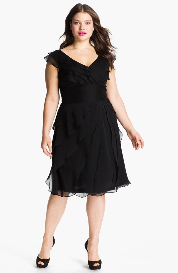 Short black chiffon dress for Mother of the Bride