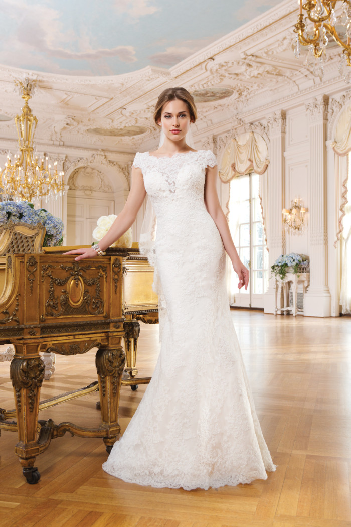 6345 Lace wedding dress