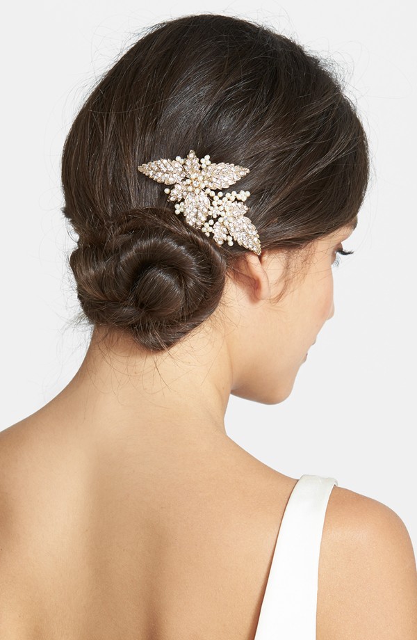 Pearl wedding hair comb