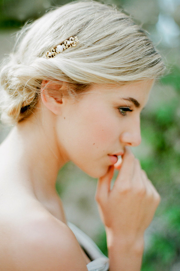 Dainty gold hair pin for a bride by Bridal LaBoheme,  Photography by Jemma Keech