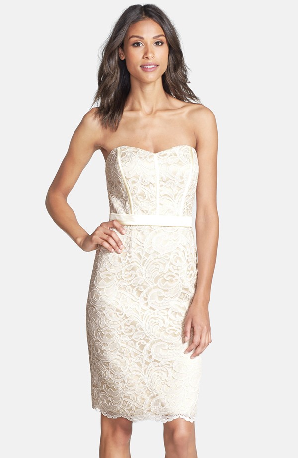 Short lace strapless wedding dress