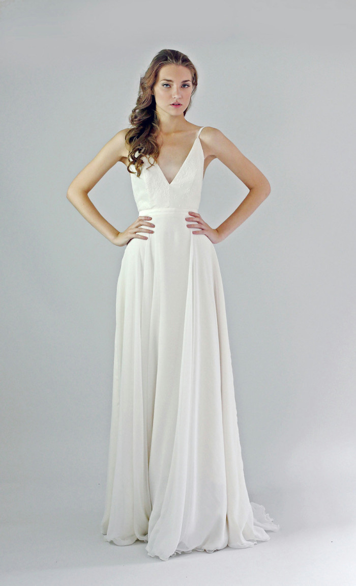 Simple v neck wedding dress | Leanne Marshall