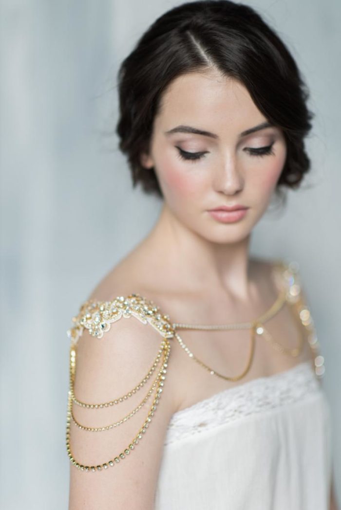 Bridal shoulder jewelry