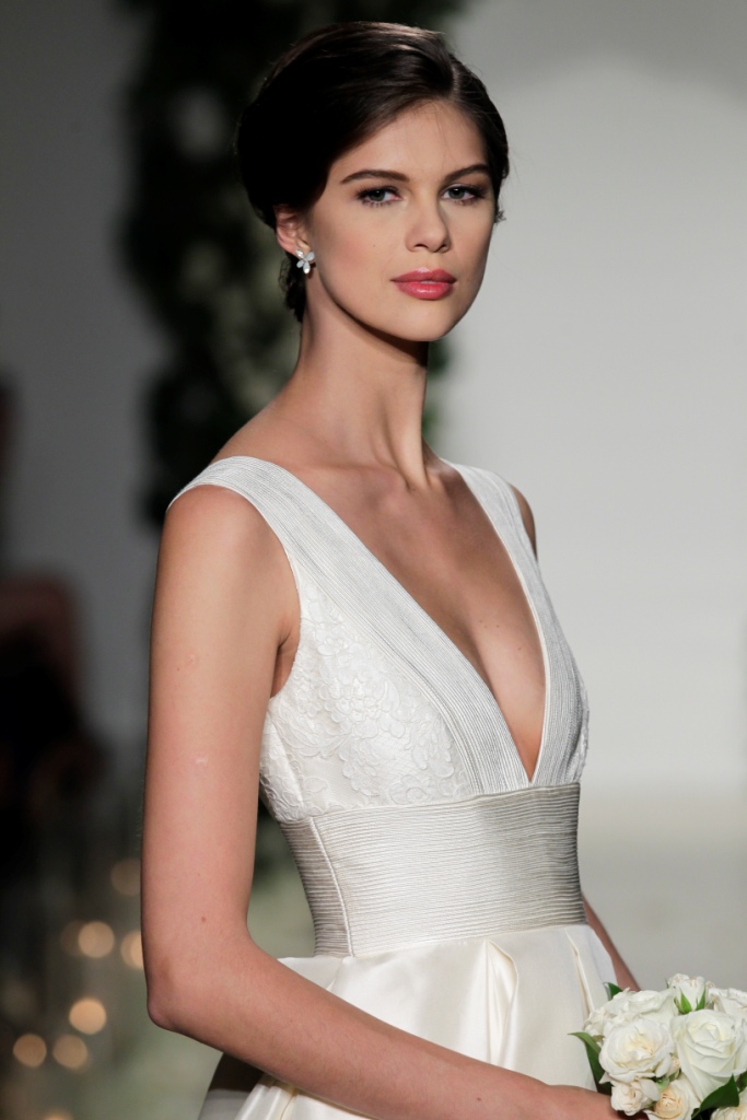 Langham by Anne Barge |Plunging neckline Anne Barge Wedding Dress | Photo by Dan Lecca