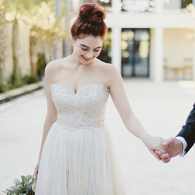 Bridal gown by Modern Trousseau | Photography by Kelly Sauer