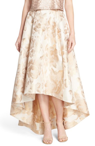 Hi-low formal skirt in gold print