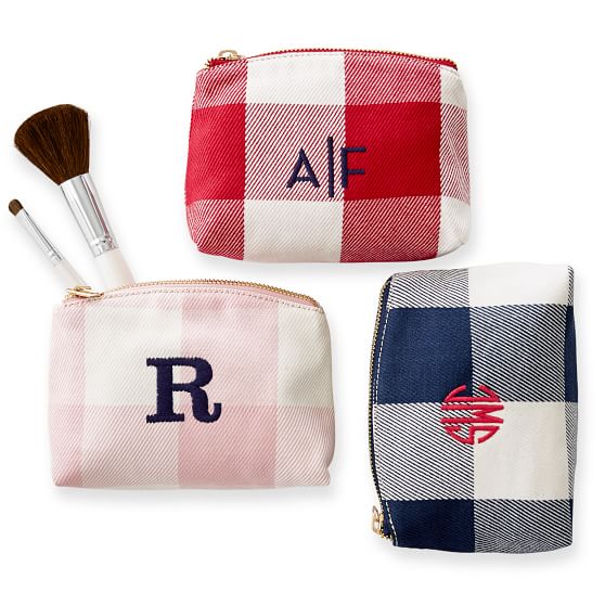 Personalized cosmetic bags for moms | Great MOB gifts