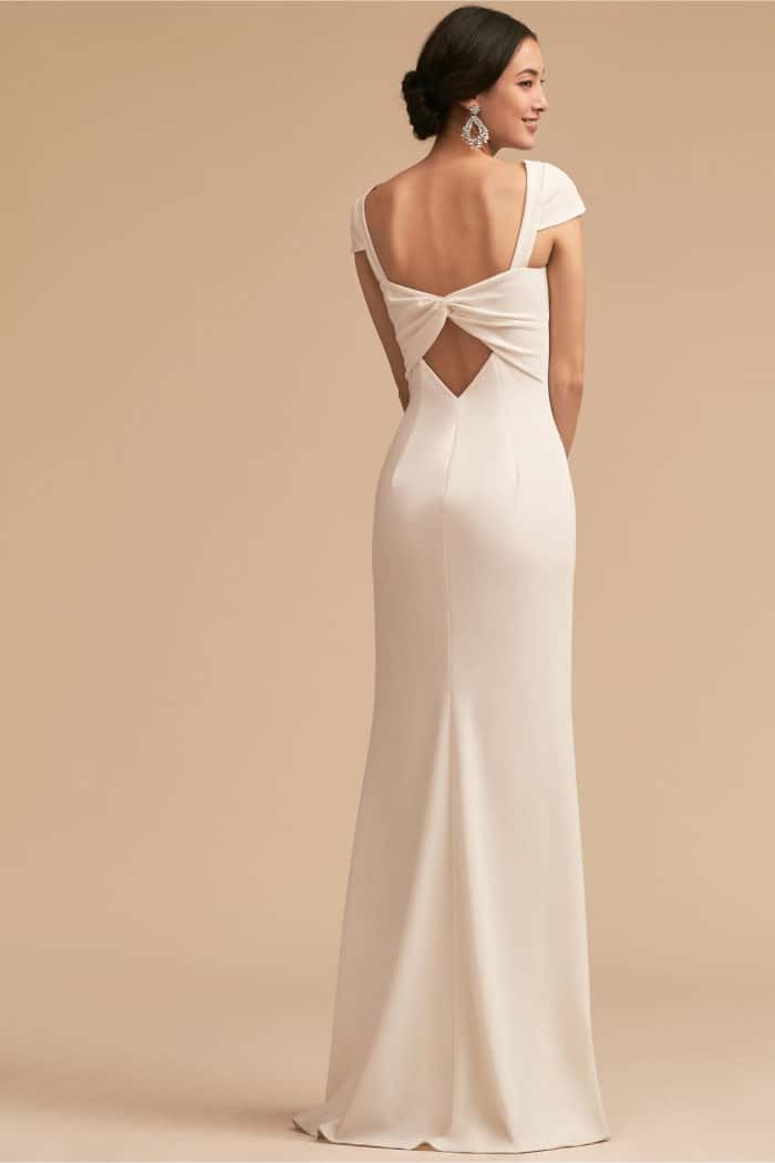 chic ivory gown for bridesm