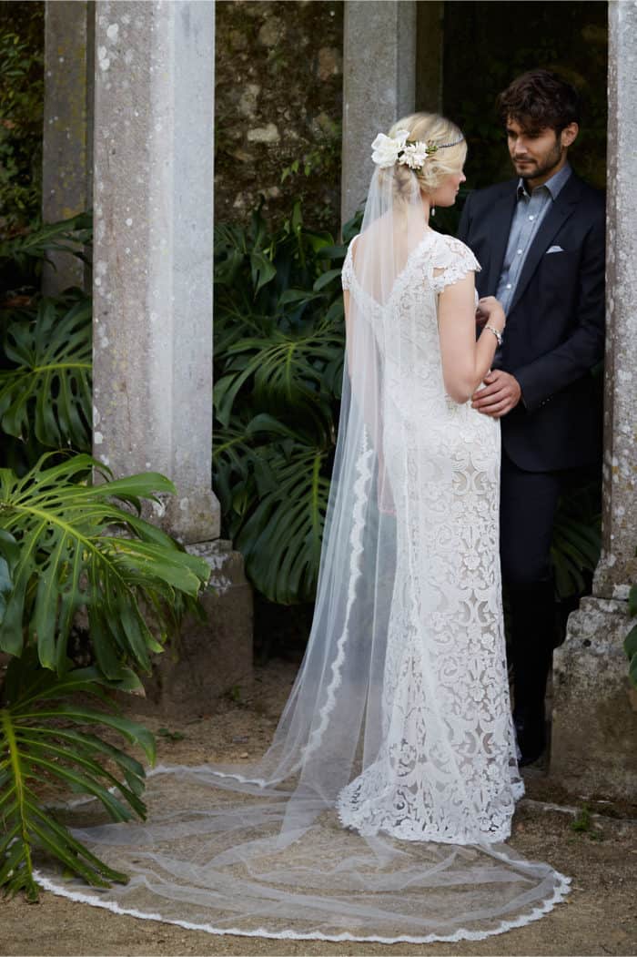 long cathedral veil with scalloped edges