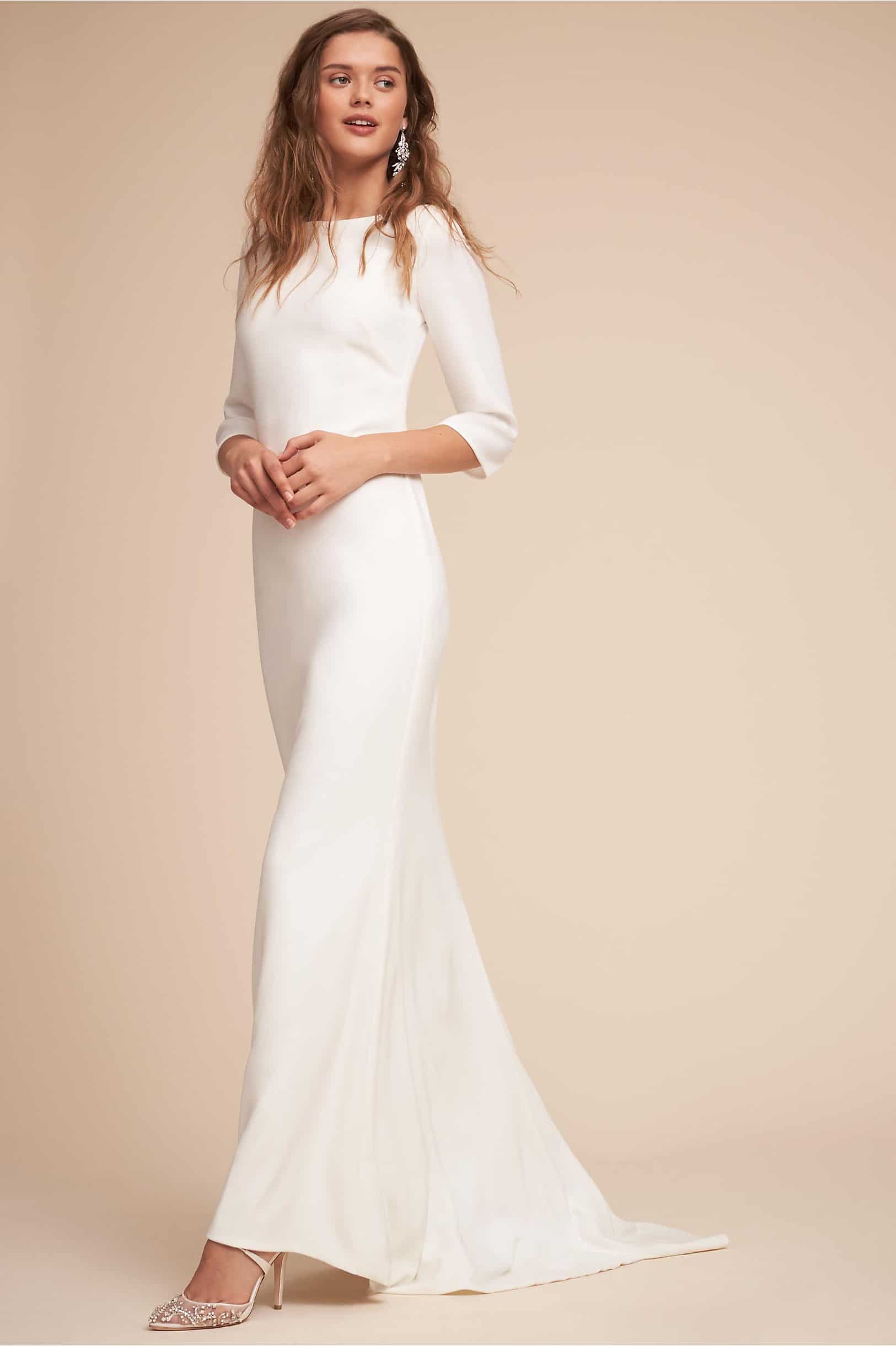 simple white long sleeve dress