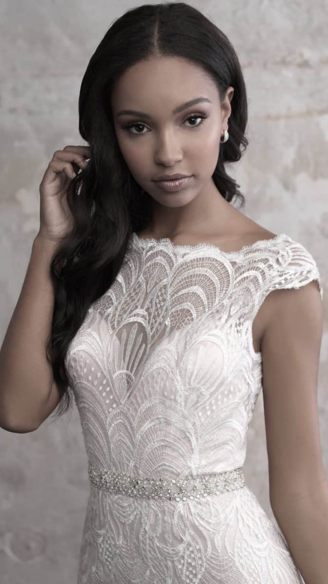 Cap sleeve lace detail of Madison James MJ454