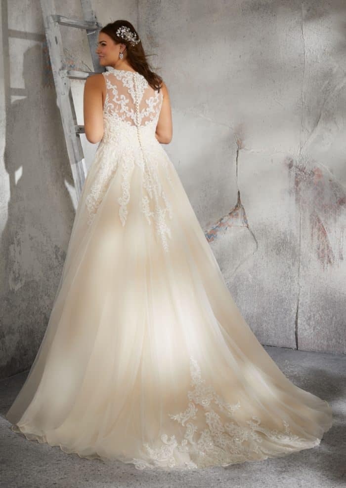 Plus size wedding gown with back details