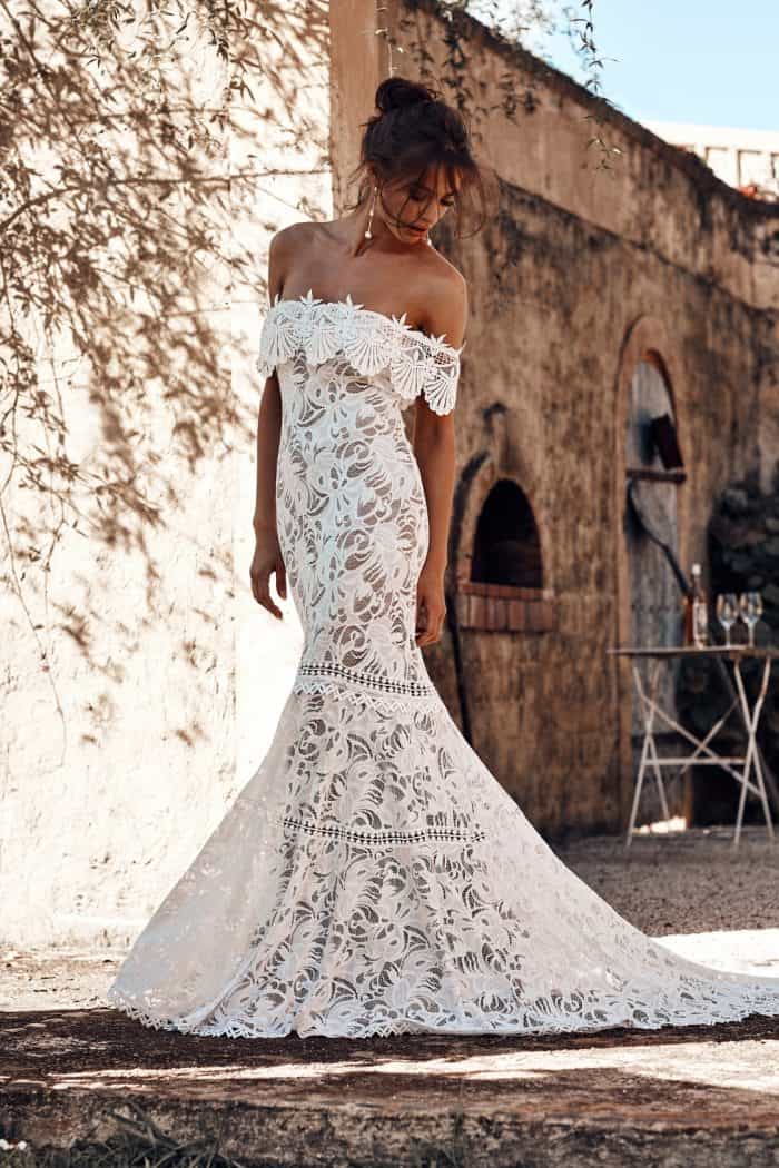 Cien, a lace off the shoulder gown Ciel