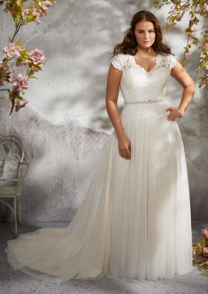 Larita wedding dress | Julietta Morilee Style 3242