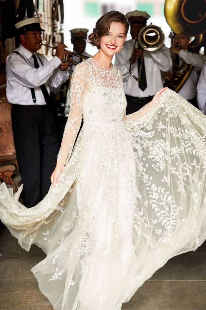 fall long sleeve wedding dress