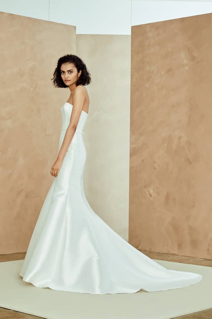 Strapless modern wedding dress Nouvelle Amsale Wedding Dresses Spring 2019 | Keille