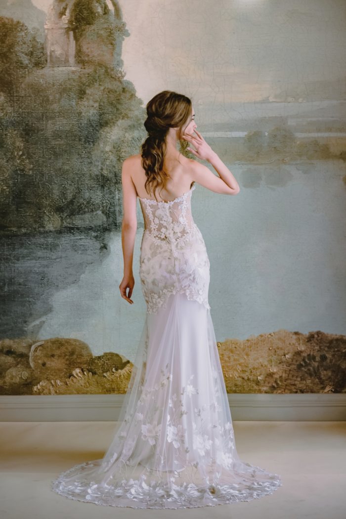 Claire Pettibone Odessa wedding dress back detail