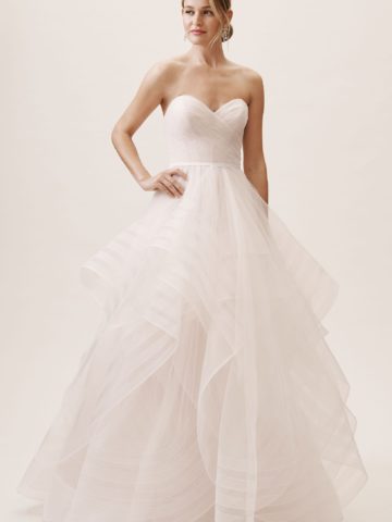 Strapless sweetheart ball gown wedding dress