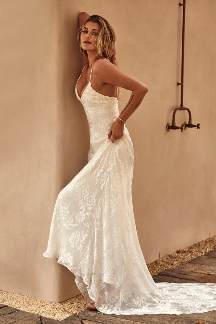 Strappy wedding dress Loyola