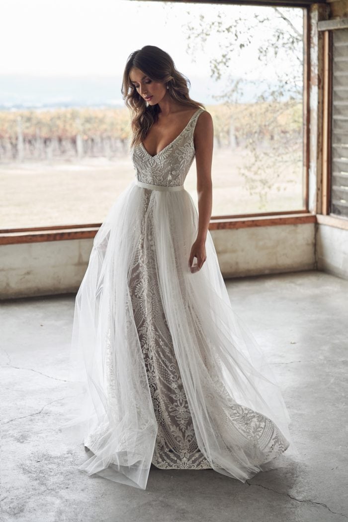 Overskirt bridal gown Anna Campbell