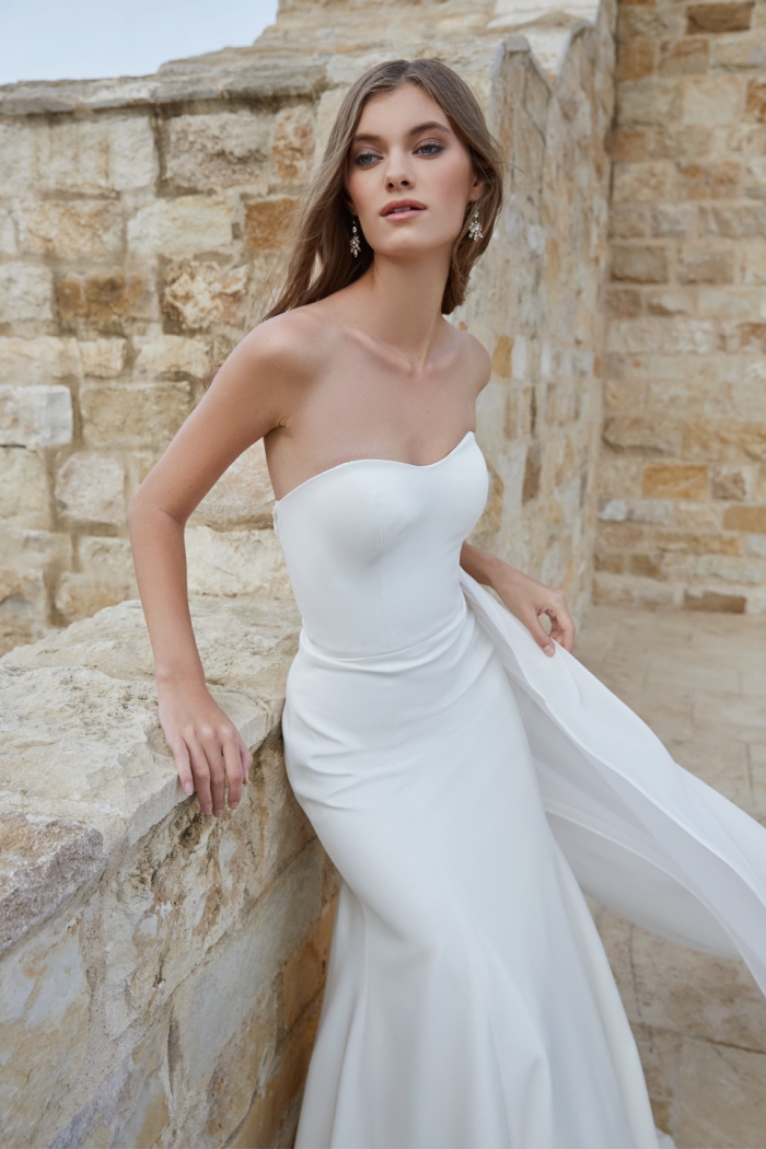 Sophisticated strapless bridal gown