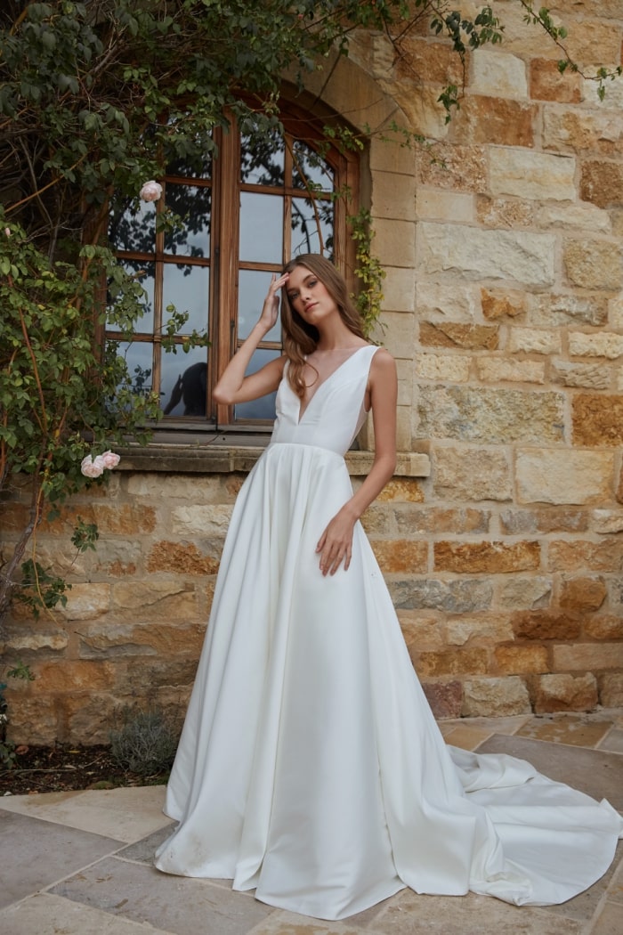 V neck ballgown wedding dress 2020