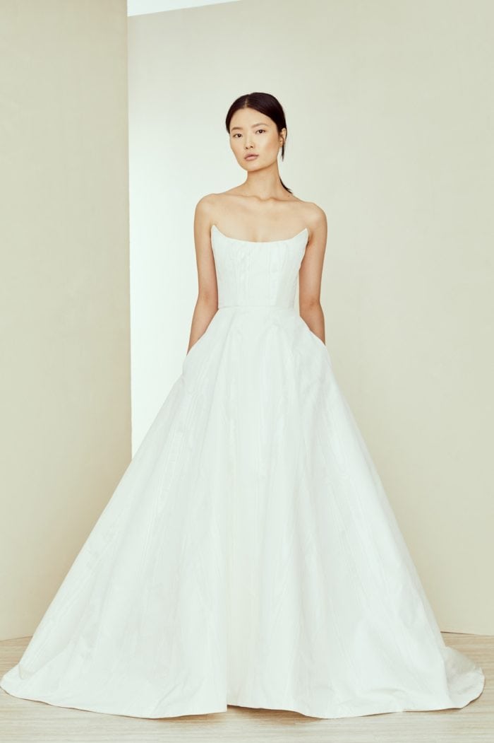 Strapless wedding dress with scoop neck