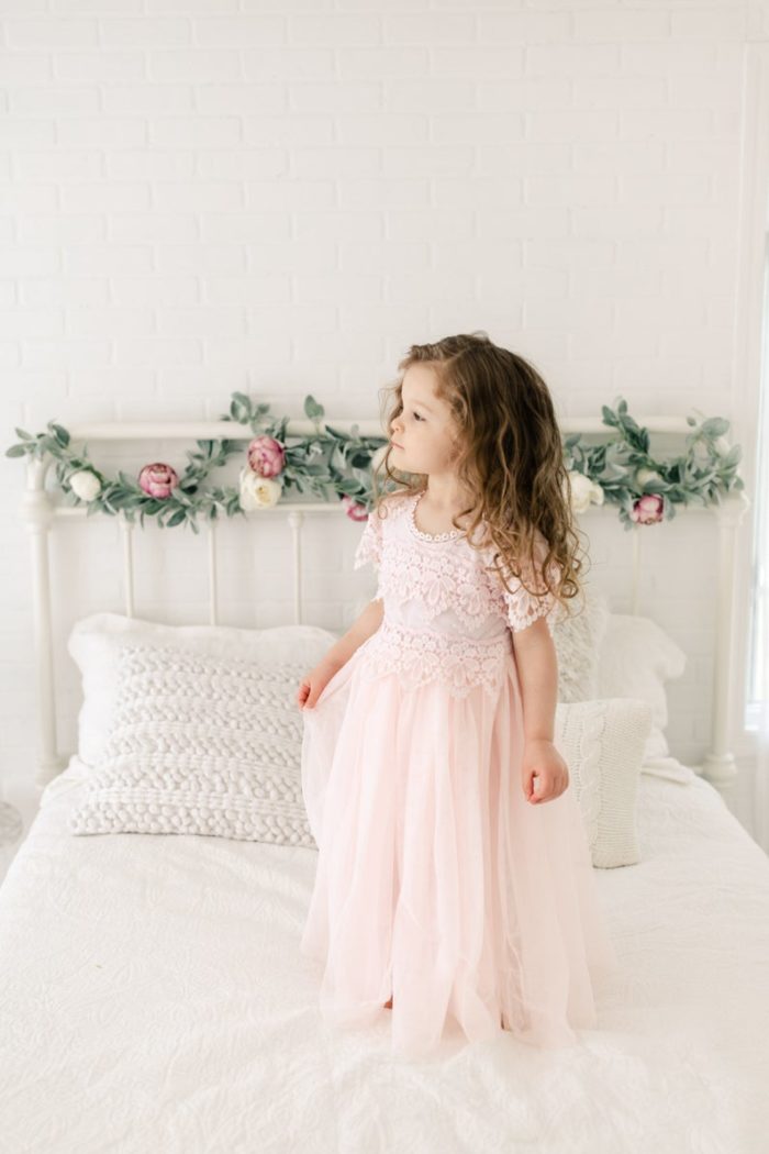 White Flower Girl Dresses with Dark Burgundy Sash